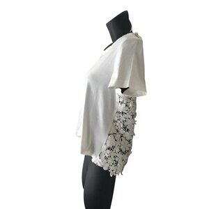 Sea New York White 100% Cotton Top With Open Daisy Crochet Back Size 4